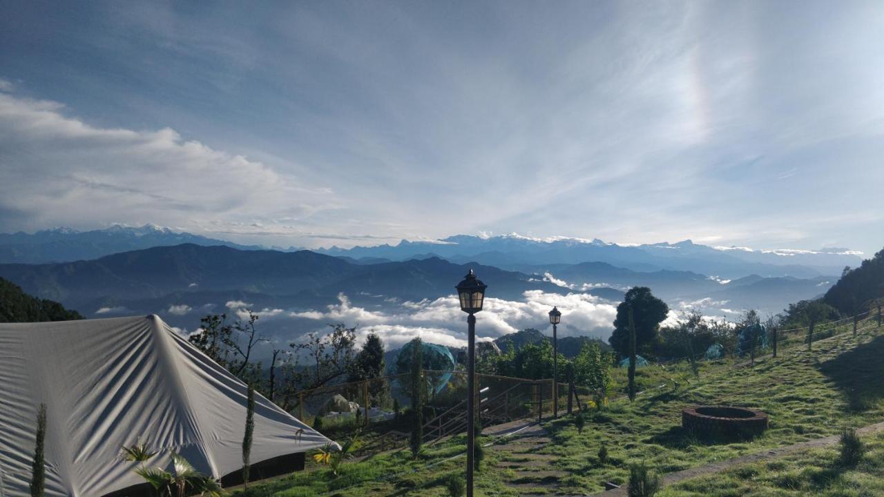 The Bugyal Hotell Kanatal Eksteriør bilde