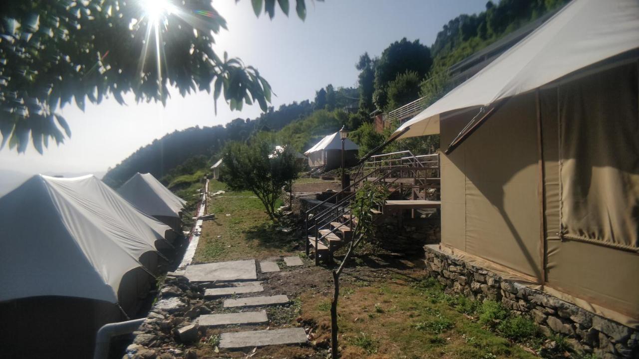 The Bugyal Hotell Kanatal Eksteriør bilde