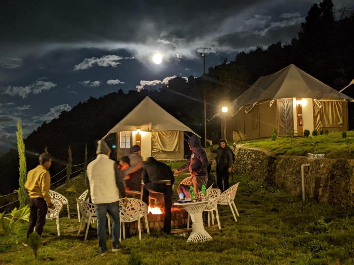 The Bugyal Hotell Kanatal Eksteriør bilde