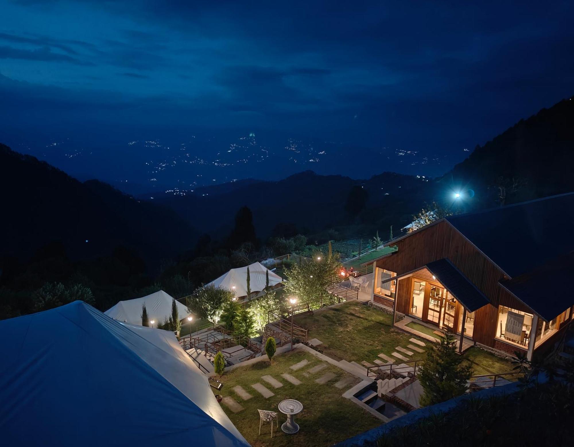 The Bugyal Hotell Kanatal Eksteriør bilde